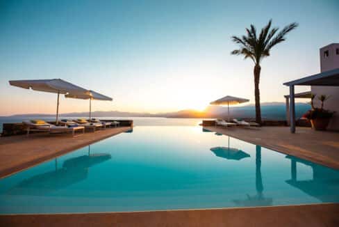 Luxury villa with swimming pool, Property in Crete, House for Sale in Crete, Villas in Crete Greece for Sale 2