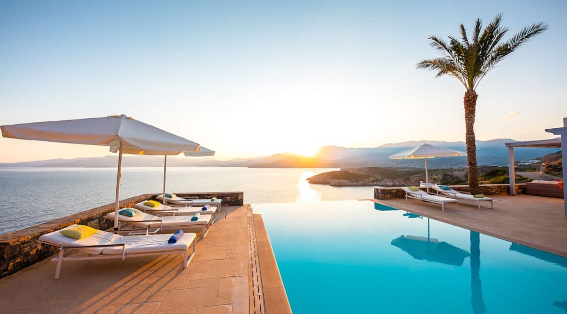 Luxury villa with swimming pool, Property in Crete, House for Sale in Crete, Villas in Crete Greece for Sale 3