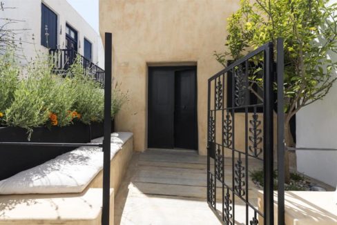 Property in Old Parikia Town Paros Island 23