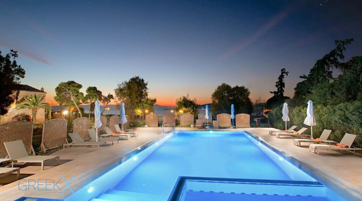 Beautiful Beachfront Villa near Athens, Aegina Island 4