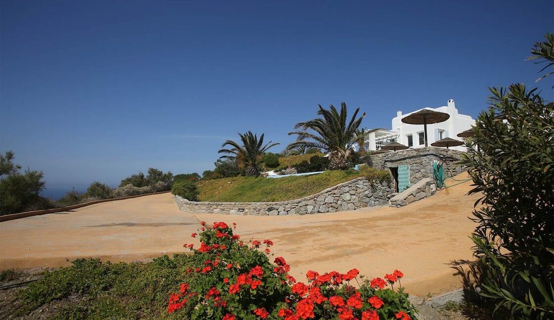 Lia Beach Mykonos, Mykonos Realty 16