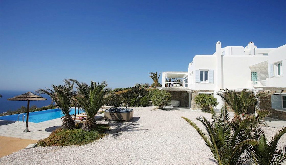 Lia Beach Mykonos, Mykonos Realty 25