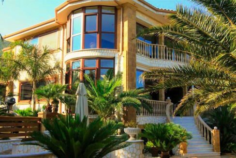 Luxury Sea front Villa in Attica FOR SALE - Porto Germeno, Luxury Beachfront Estate Greece, Luxury Estates Greece 38