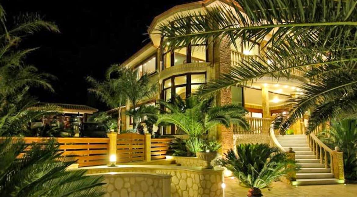 Luxury Sea front Villa in Attica FOR SALE - Porto Germeno, Luxury Beachfront Estate Greece, Luxury Estates Greece 42
