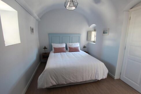 Property in Oia Santorini, Properties Santorini Greece 10