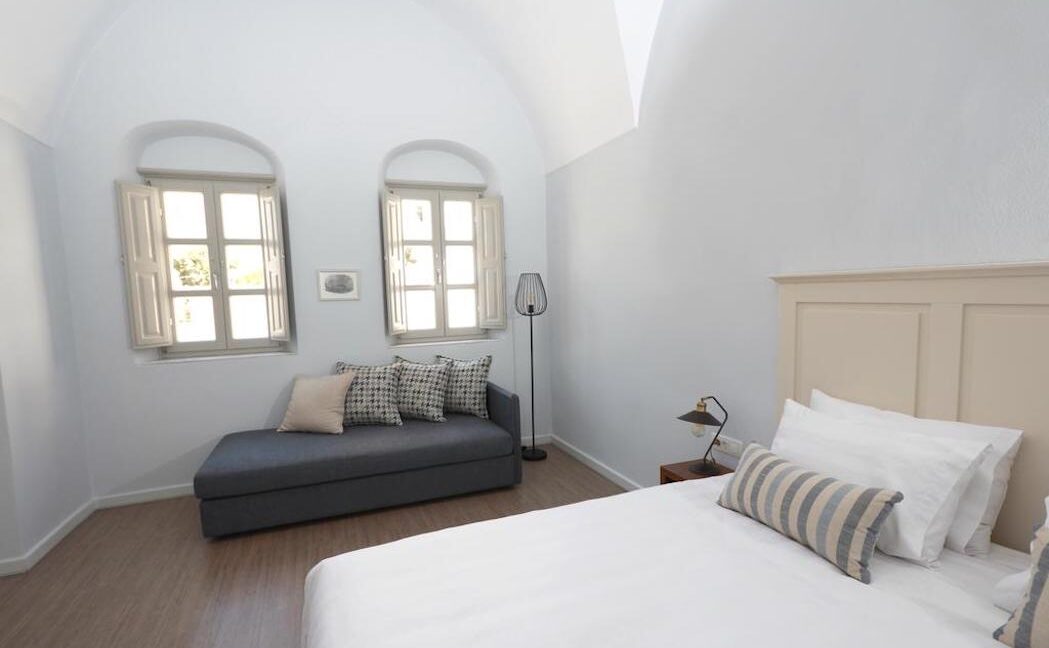 Property in Oia Santorini, Properties Santorini Greece 3