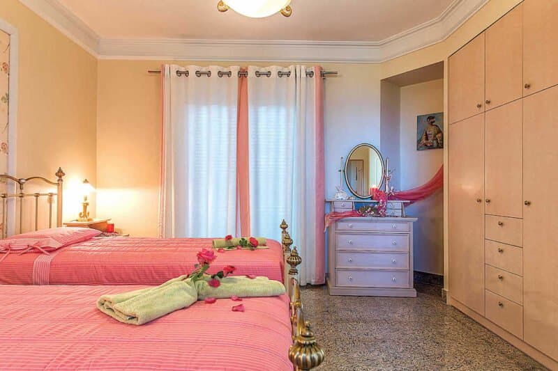 Villa Zante Greece for sale in 37.80456235493,20.89694192687,14