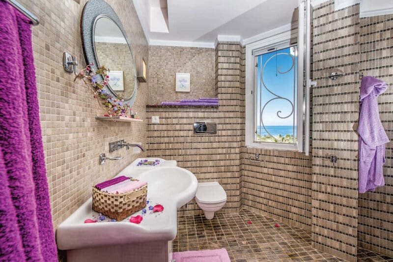 Villa Zante Greece for sale in 37.80456235493,20.89694192687,14