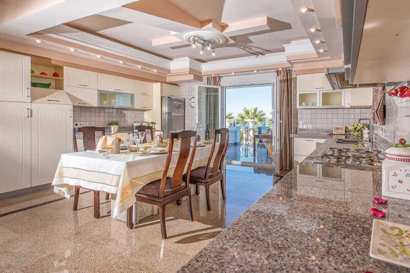 Villa Zante Greece for sale in 37.80456235493,20.89694192687,14