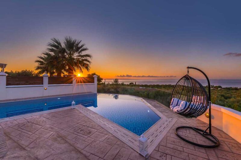 Villa Zante Greece for sale in 37.80456235493,20.89694192687,14
