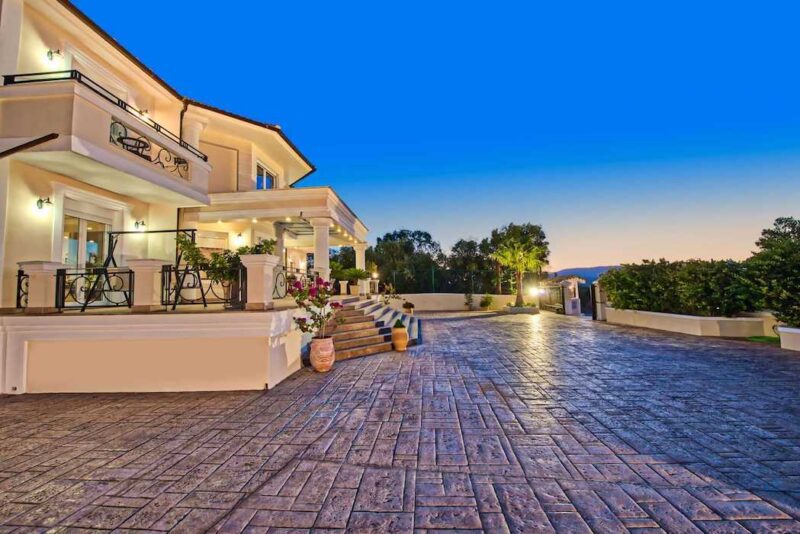 Villa Zante Greece for sale in 37.80456235493,20.89694192687,14