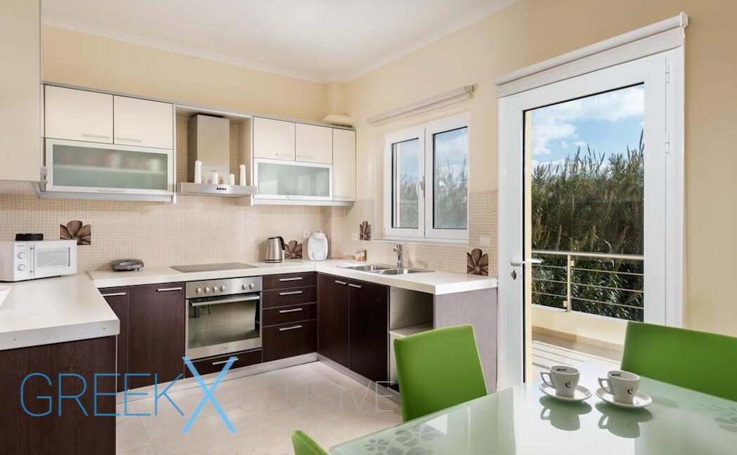 Villa by the sea in Crete, House Crete for Sale 3
