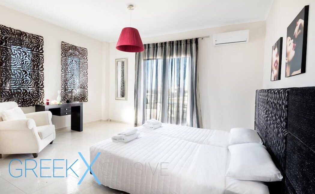 Villa by the sea in Crete, House Crete for Sale 8