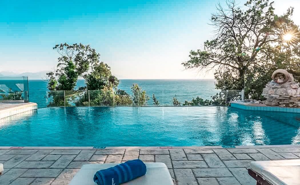 Beachfront Villa in Corfu for sale, Corfu Homes for sale 5