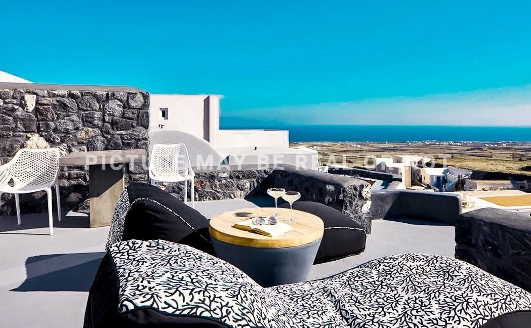 Houses Finikia Oia Santorini for sale, Hotel Sales Santorini 2