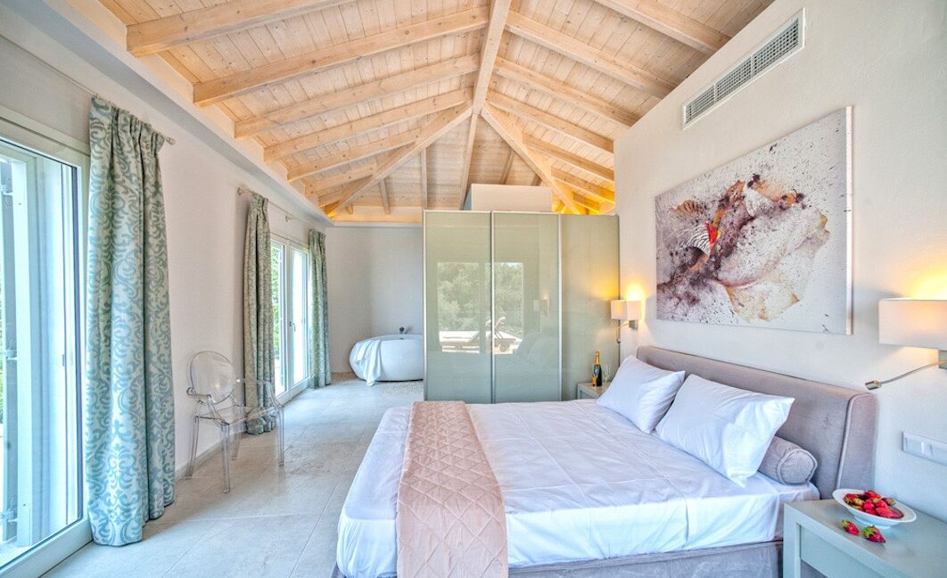 Seafront Corfu Villa for Sale, Barbati Corfu Greece 23