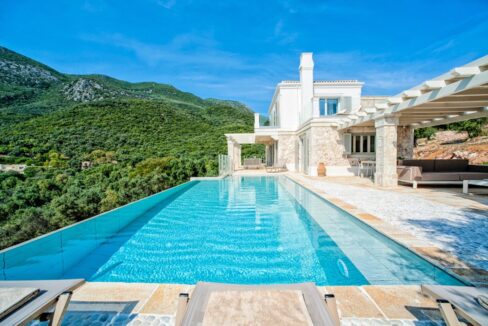 Seafront Corfu Villa for Sale, Barbati Corfu Greece 25