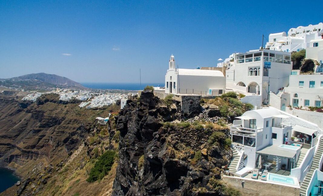 Suites for Sale in Imerovigli Santorini