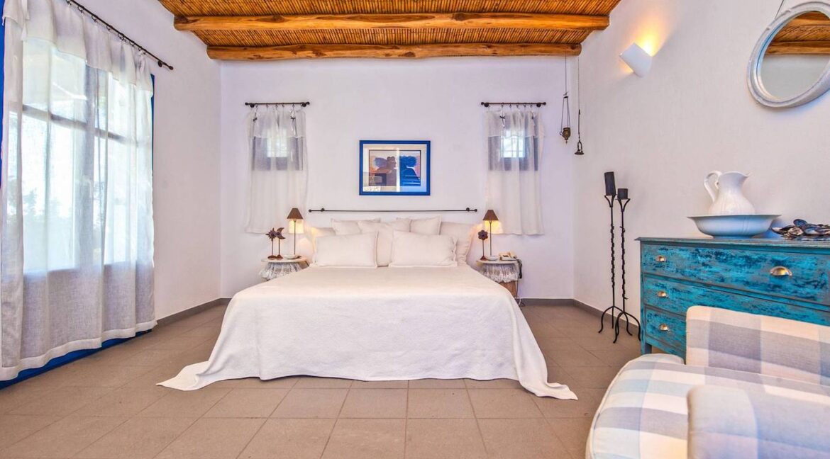 Panoramic View Villa in Paros Cyclades, Paros Greece Properties 17