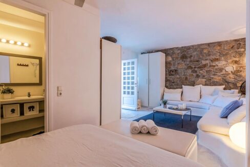 Villa at Psarou Beach near the famous Nammos beach Restaurant, Mykonos 30