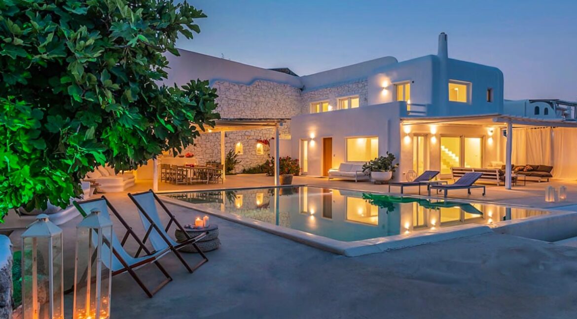 Villa at Psarou Beach near the famous Nammos beach Restaurant, Mykonos 35