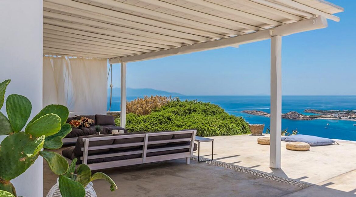 Villa at Psarou Beach near the famous Nammos beach Restaurant, Mykonos 45