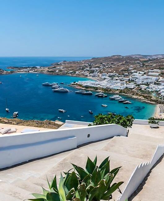 Villa at Psarou Beach near the famous Nammos beach Restaurant, Mykonos 7