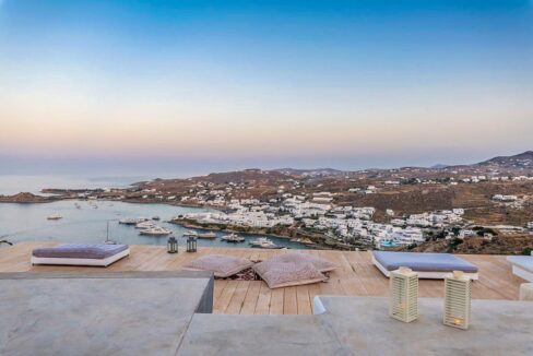 Villa at Psarou Beach near the famous Nammos beach Restaurant, Mykonos 8