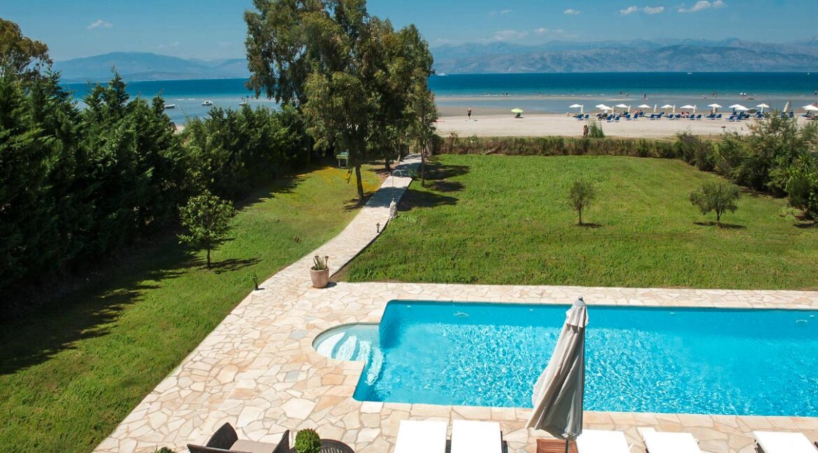 Villa with direct sea access at Corfu, Kassiopi. Corfu Luxury homes, Properties at the sea in Greece 31