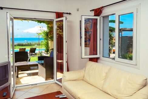 Villa with direct sea access at Corfu, Kassiopi. Corfu Luxury homes, Properties at the sea in Greece 4