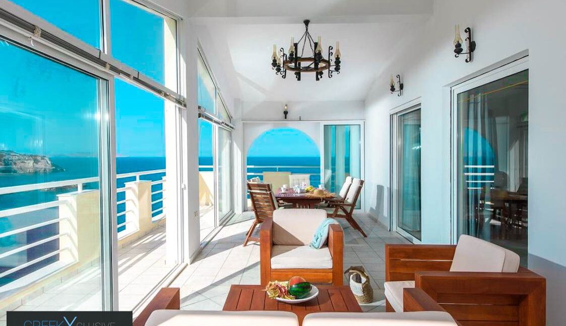 Big seafront Villa in Crete in Agia Pelagia 38