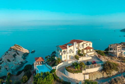 Big seafront Villa in Crete in Agia Pelagia 8