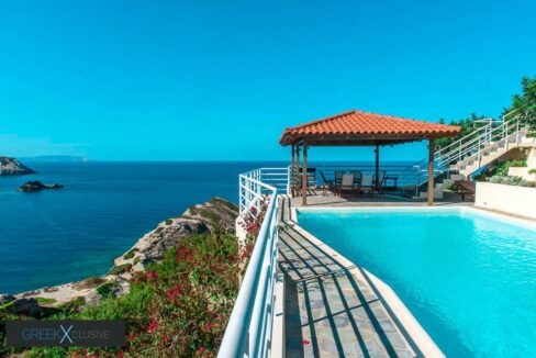 Big seafront Villa in Crete in Agia Pelagia 9