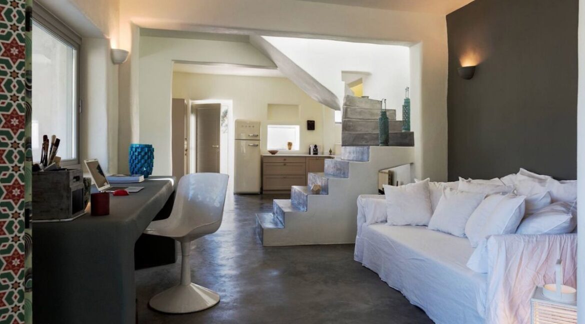 Luxurious villa on the island of Paros. Paros Properties, Paros Homes 4
