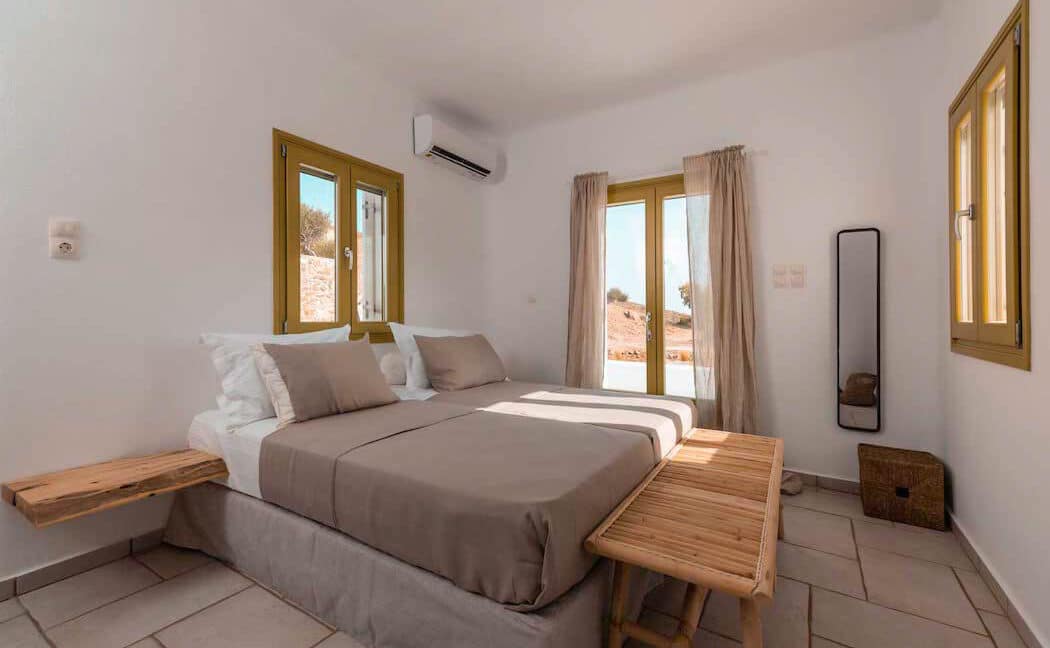 Property in Paros for sale with sea view. Best houses in Greece. Paros Properties 11