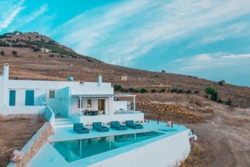 Property in Paros for sale with sea view. Best houses in Greece. Paros Properties 13