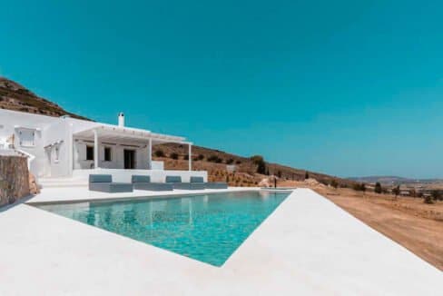 Property in Paros for sale with sea view. Best houses in Greece. Paros Properties 16