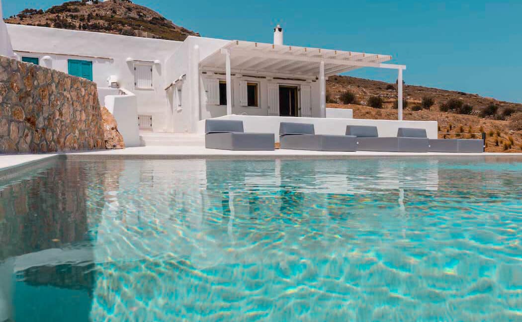 Property in Paros for sale with sea view. Best houses in Greece. Paros Properties 19