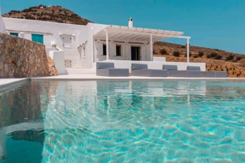 Property in Paros for sale with sea view. Best houses in Greece. Paros Properties 19