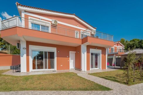 Seafront Villas in Zakynthos, Complex of 2 villas for sale 33