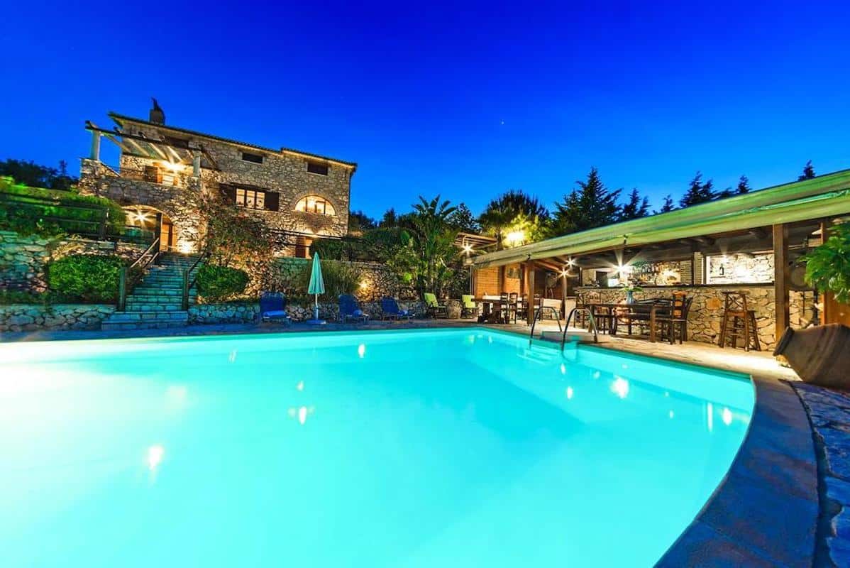 villas in Zakynthos for sale