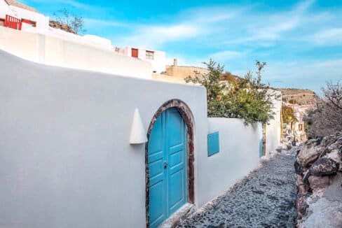 Cave Houses in Santorini Finikia Oia . Santorini Property 12