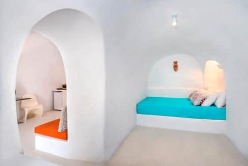 Cave Houses in Santorini Finikia Oia . Santorini Property 16