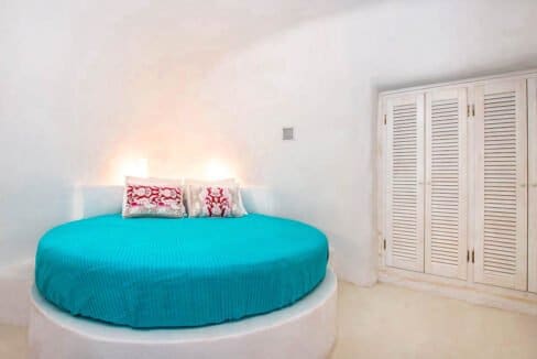Cave Houses in Santorini Finikia Oia . Santorini Property 18