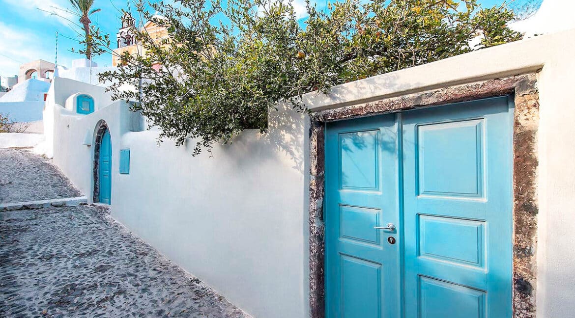 Cave Houses in Santorini Finikia Oia . Santorini Property 22