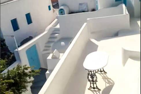Cave Houses in Santorini Finikia Oia . Santorini Property 3