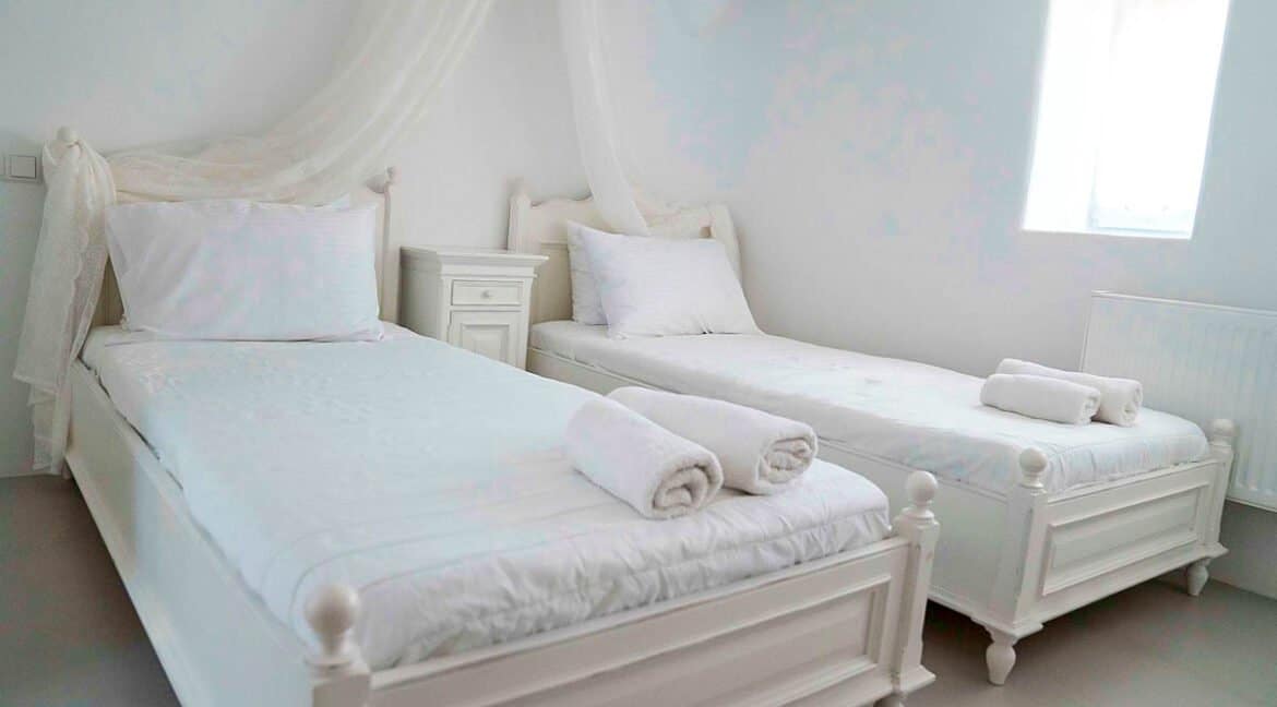 Luxury Property Antiparos Island Greece. Luxury Villas in Greek Islands 7