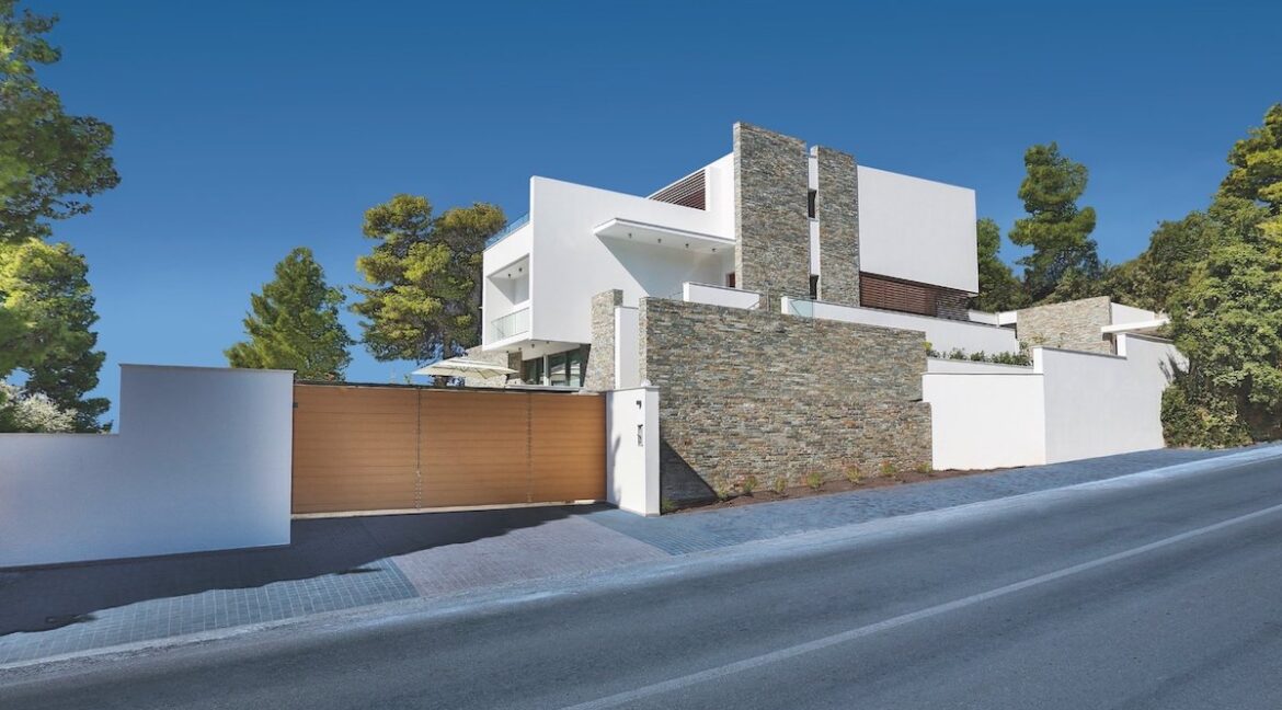 Luxury Seafront Property in Skiathos Greece. Hyperlux Seafront Villa in Greece 16