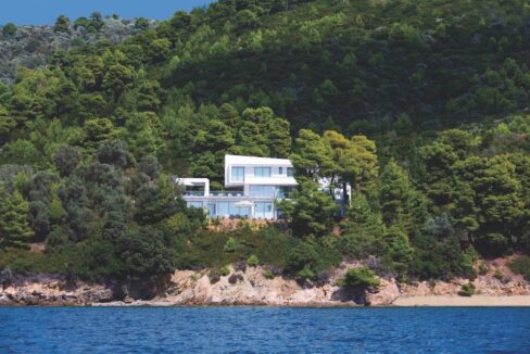 Luxury Seafront Property in Skiathos Greece. Hyperlux Seafront Villa in Greece 20