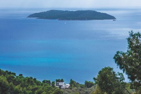Luxury Seafront Property in Skiathos Greece. Hyperlux Seafront Villa in Greece 21